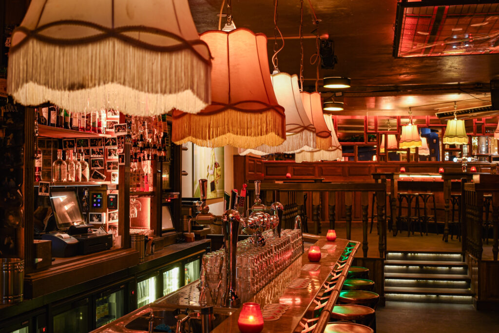 cafe leentje website beelden